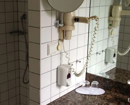 موتيل Rasthof Und Fernthal